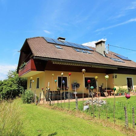 Apartment In Koettmannsdorf Near Bathing Lake Wurdach Buitenkant foto