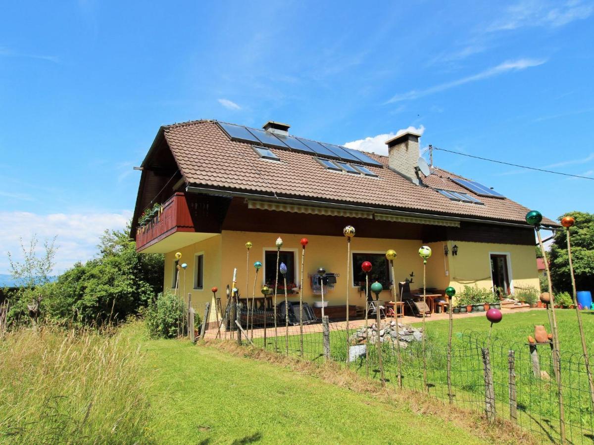 Apartment In Koettmannsdorf Near Bathing Lake Wurdach Buitenkant foto