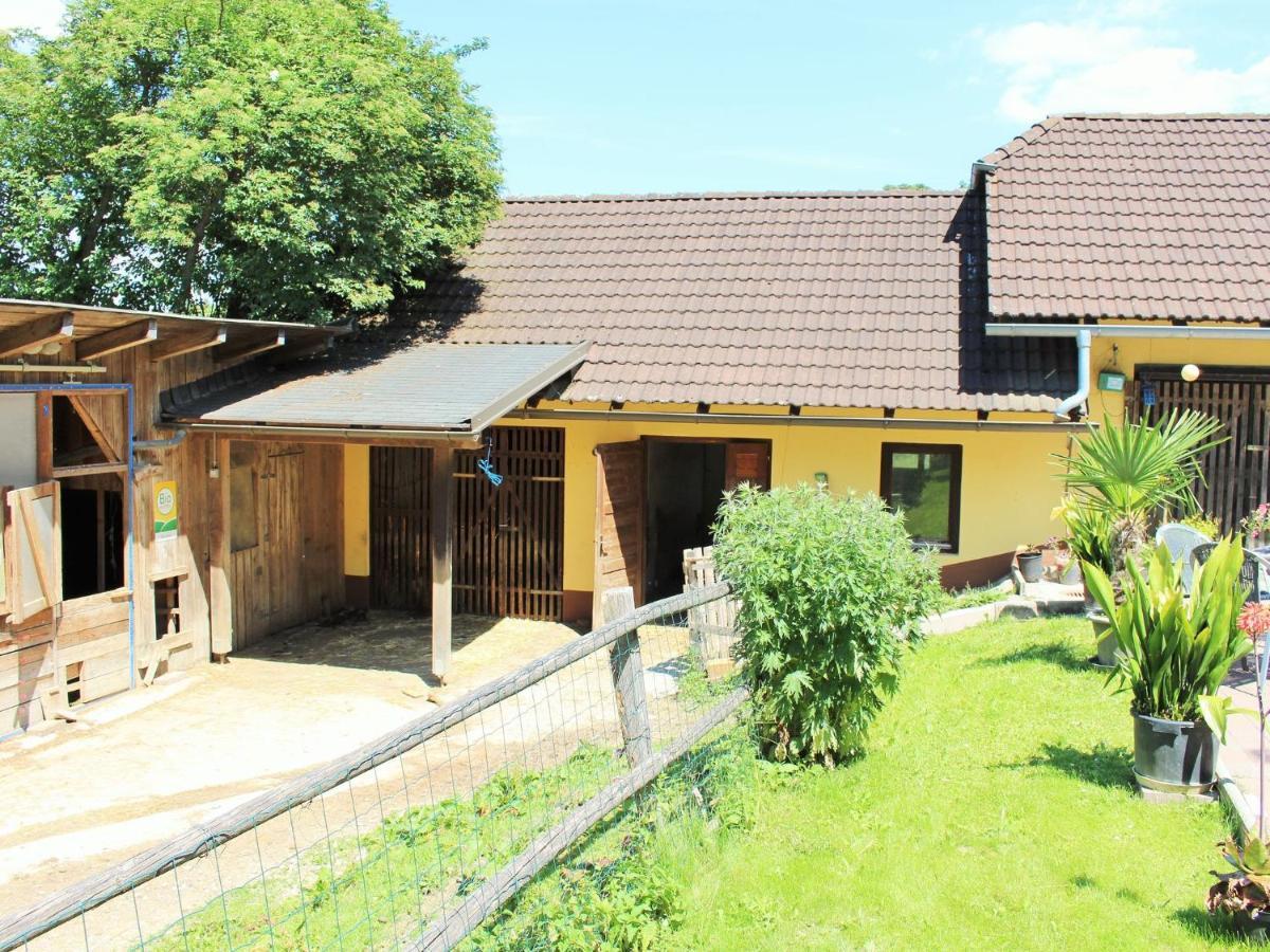 Apartment In Koettmannsdorf Near Bathing Lake Wurdach Buitenkant foto